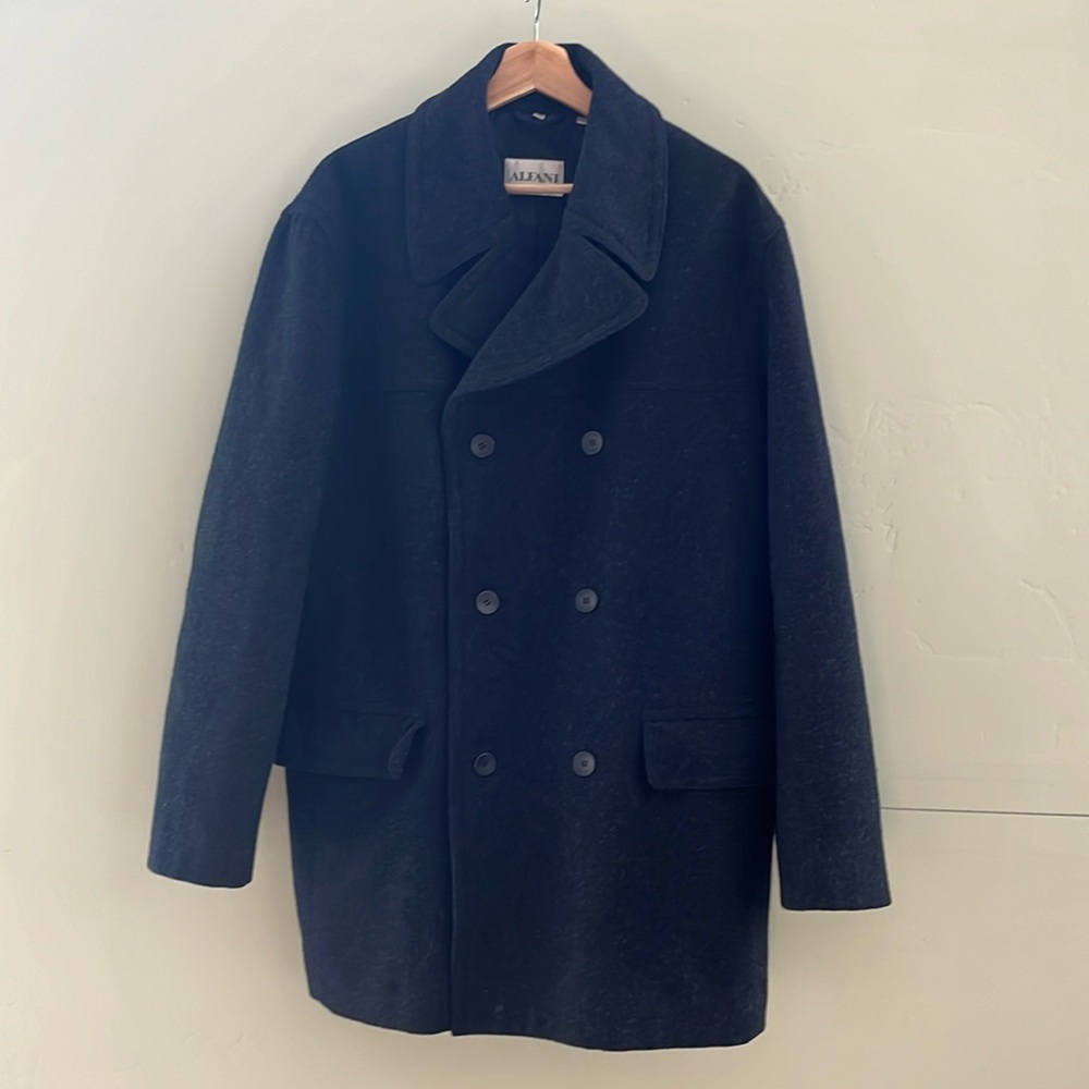 Alfani men’s coat- 100% Wool - Great Condition